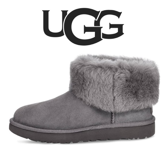 Last one❗️ UGG Classic Mini Fluff Sheepskin Bootie - Picture 3 of 13